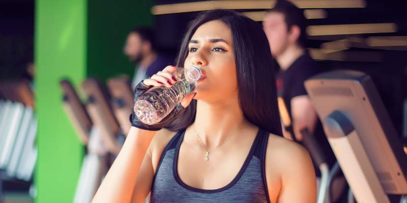 Najlepsza woda mineralna dla sportowców